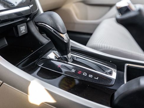 Used 2017 Honda Accord LX image 26