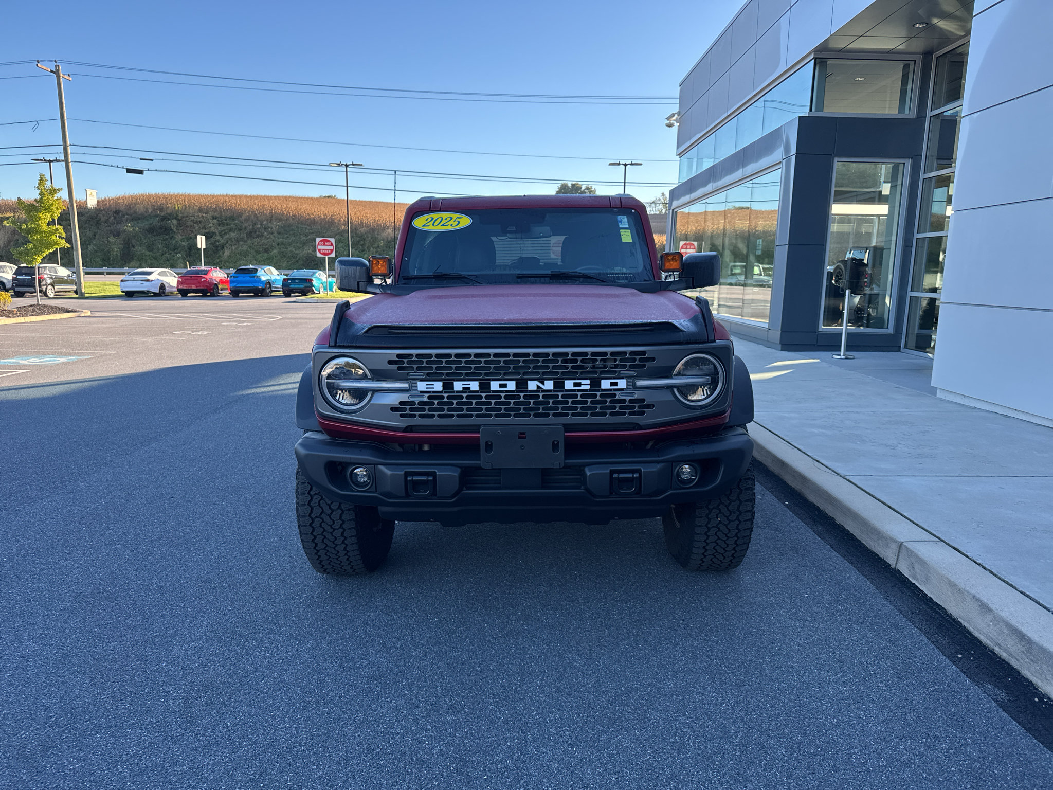 Used 2025 Ford Bronco Badlands w/ Sasquatch Package AWD/4WD image 2