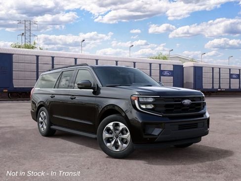 New 2027 Ford Expedition Max Active RWD image 4