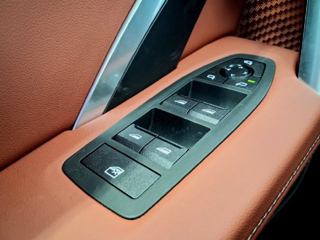 New 2027 BMW X1 xDrive28i w/ Technology Package AWD/4WD image 9