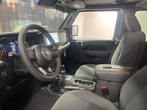 New 2025 Jeep Gladiator Sport AWD/4WD image 10