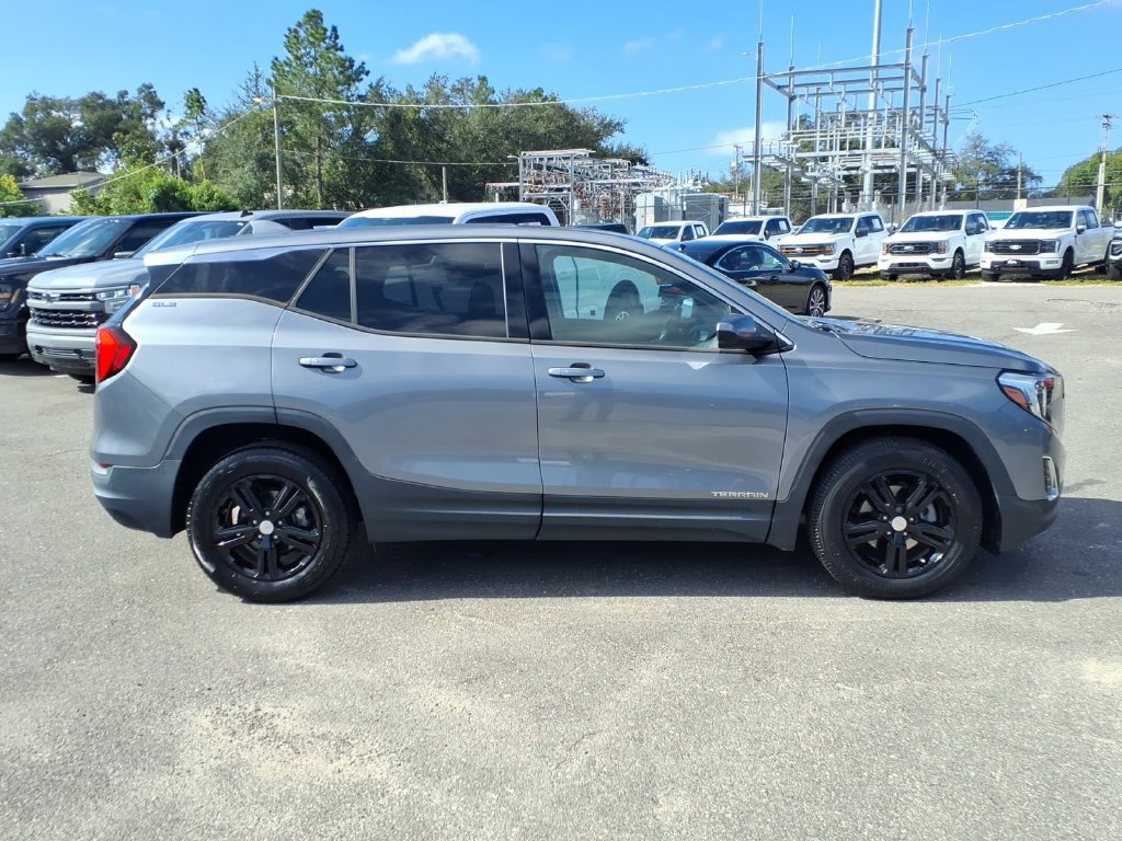 Used 2020 GMC Terrain SLE FWD image 8
