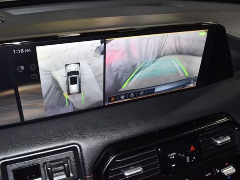 Used 2025 Nissan Armada PRO-4X image 15