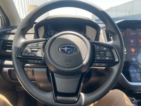 Used 2025 Subaru Crosstrek 2.5i Premium AWD/4WD image 25