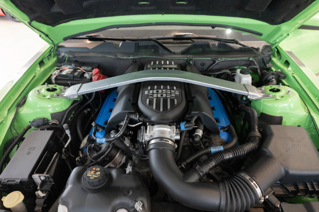 Used 2013 Ford Mustang Boss 302 w/ Boss 302 Accessory Pkg RWD image 23