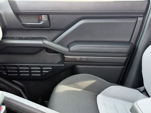 Used 2025 Toyota 4Runner TRD Off-Road image 14