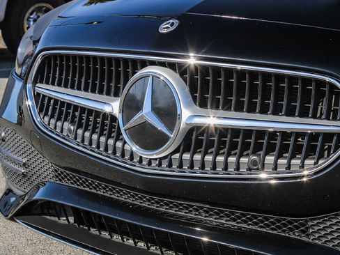 Certified 2025 Mercedes-Benz C 300 4MATIC Sedan image 5