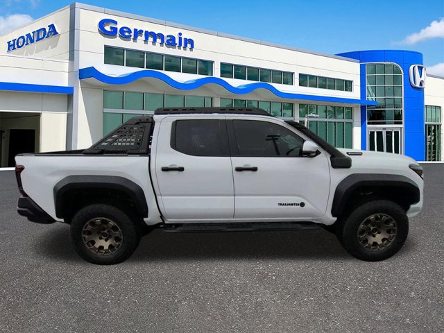 Used 2025 Toyota Tacoma 4x4 Double Cab Hybrid image 4
