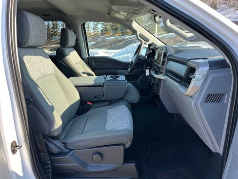 Used 2023 Ford F150 XLT w/ Trailer Tow Package image 10