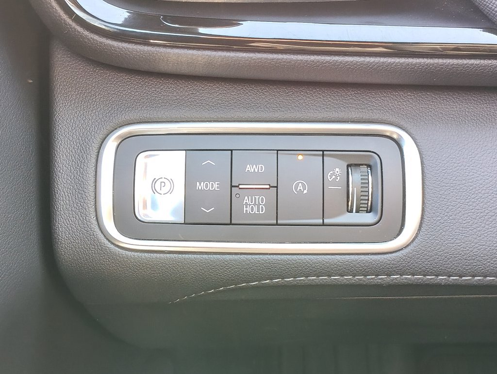 Used 2026 Buick Enclave Sport Touring w/ LPO, All-Weather Package AWD/4WD image 21