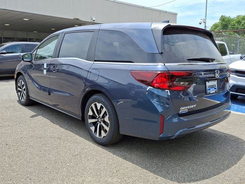 New 2026 Honda Odyssey EX-L image 4