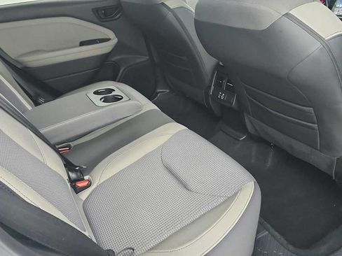 Certified 2025 Subaru Forester Premium AWD/4WD image 35