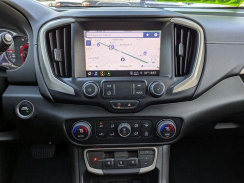 Certified 2022 GMC Terrain Denali w/ Denali Premium Package AWD/4WD image 20