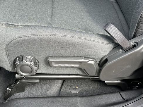 New 2026 Jeep Gladiator Sport image 18