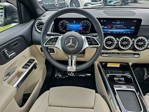 New 2026 Mercedes-Benz GLB 250 4MATIC image 26