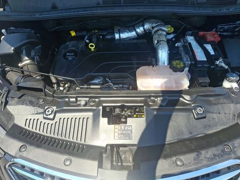 Used 2022 Buick Encore Preferred w/ Safety Package AWD/4WD image 26
