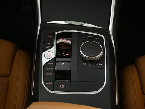 New 2026 BMW 330i xDrive Sedan w/ M Sport Package image 25