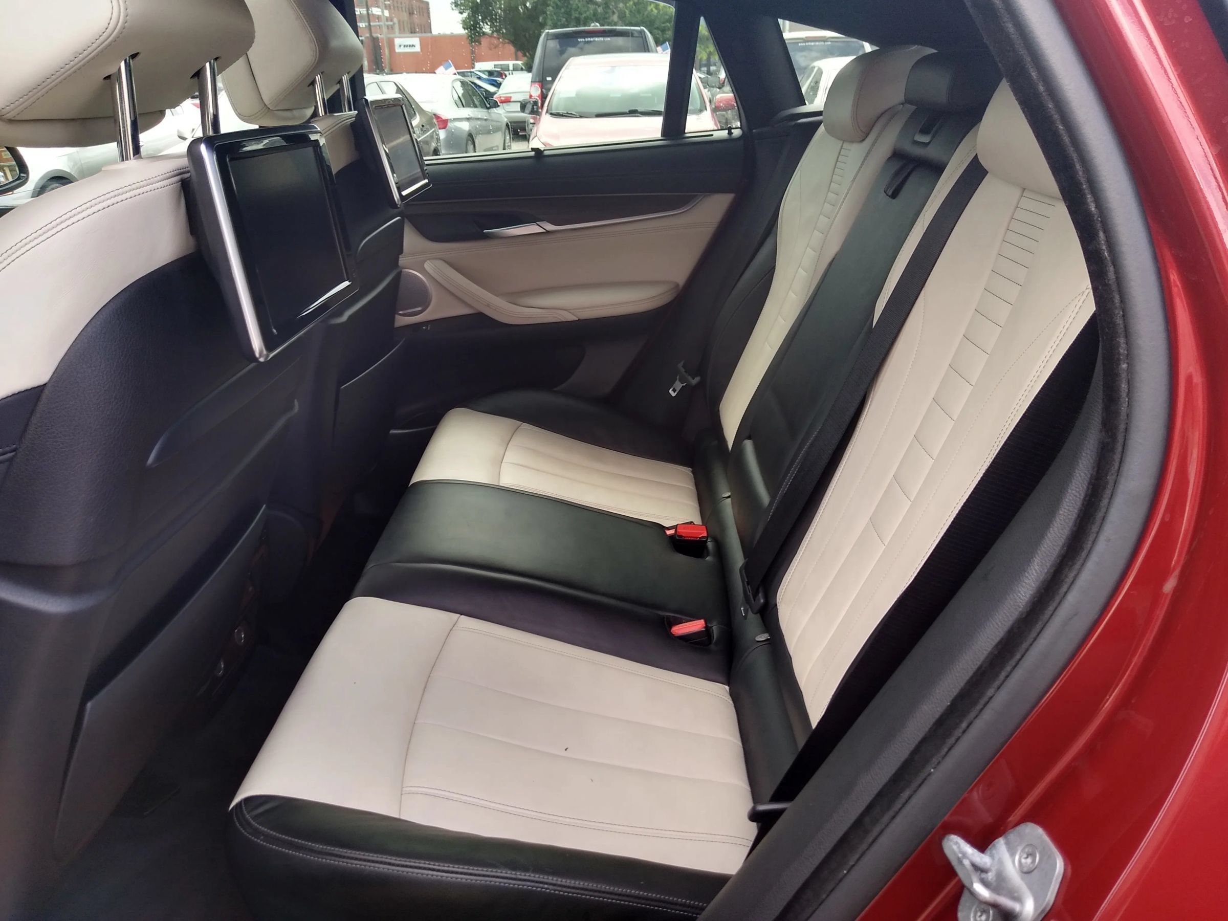 Used 2015 BMW X6 xDrive50i AWD/4WD image 13