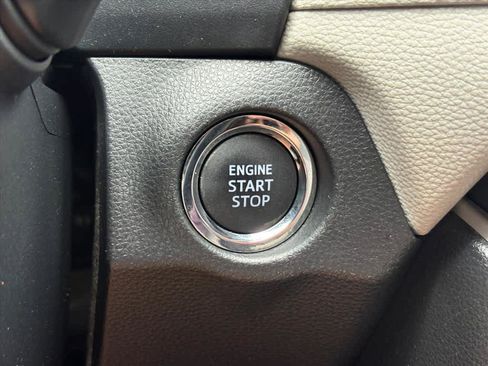 Used 2023 Toyota RAV4 Limited AWD/4WD image 18