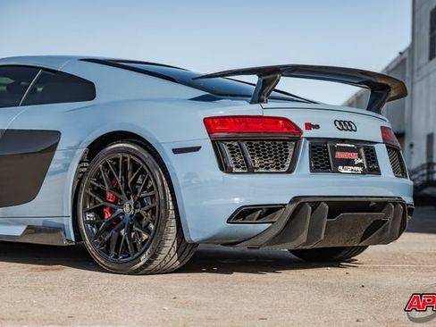 Used 2018 Audi R8 V10 w/ Premium Package image 53