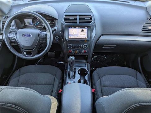 Used 2019 Ford Explorer XLT w/ Equipment Group 201A image 16