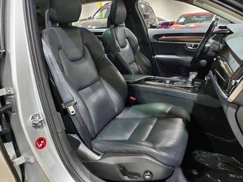 Used 2018 Volvo S90 T5 Momentum w/ Convenience Package AWD/4WD image 13