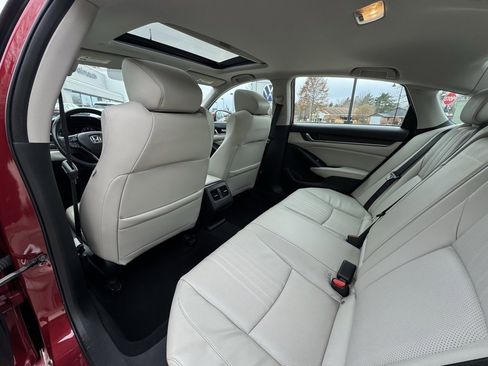 Used 2018 Honda Accord Touring image 26