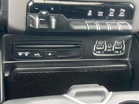 Used 2019 RAM 1500 Rebel w/ Rebel Level 2 Equipment Group AWD/4WD image 33