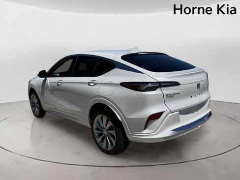 Used 2025 Buick Envista Avenir FWD image 6