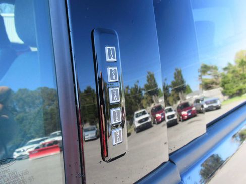 Used 2024 Ford F150 Lightning Flash image 14