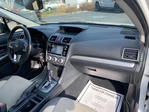 Used 2017 Subaru Crosstrek 2.0i Premium w/ Moonroof Package image 30