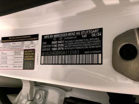 Used 2025 Mercedes-Benz E 350 Sedan image 35