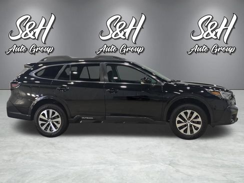 Used 2022 Subaru Outback Premium AWD/4WD image 17