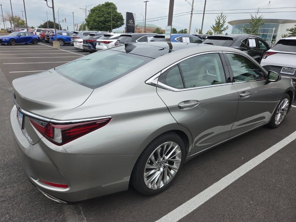 Used 2021 Lexus ES 350 w/ Accessory Package 2 FWD image 3