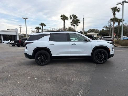 New 2026 Chevrolet Traverse LT w/ Driver Confidence Package image 14