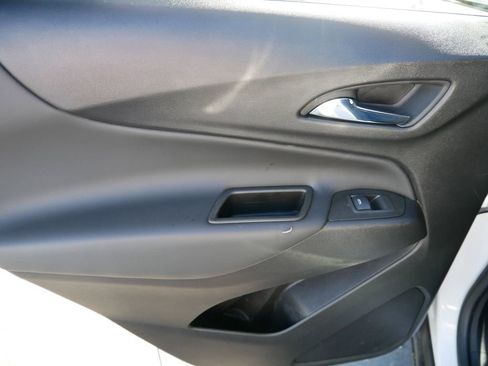 Used 2023 Chevrolet Equinox LT image 13