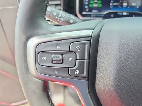 Used 2024 Chevrolet Silverado 1500 LT AWD/4WD image 10