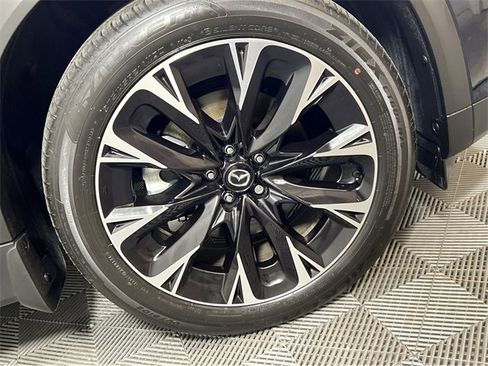 Certified 2025 MAZDA CX-90 Plug-In Hybrid w/ Premium Plus image 18