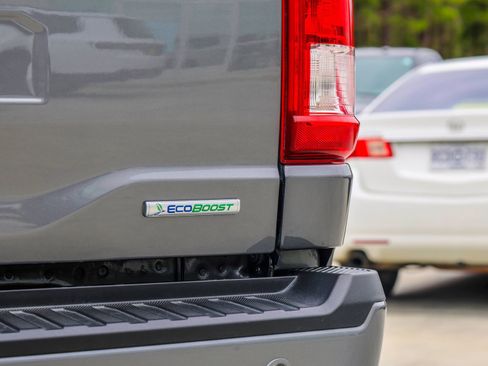 Used 2022 Ford F150 XL w/ STX Appearance Package RWD image 11
