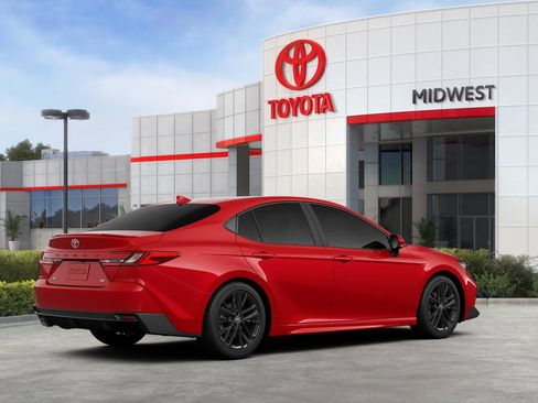 New 2026 Toyota Camry SE FWD image 10
