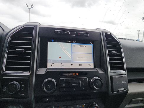 Used 2018 Ford F150 XLT w/ Equipment Group 302A Luxury AWD/4WD image 13