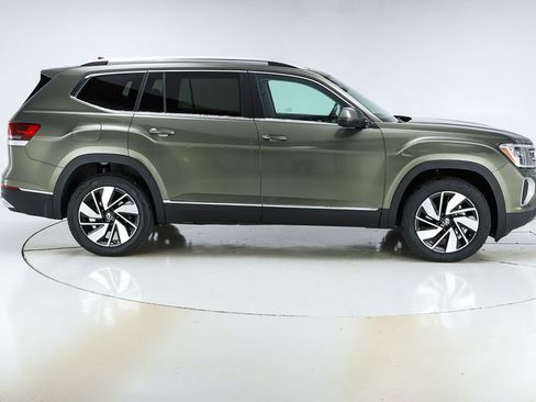 New 2026 Volkswagen Atlas SEL image 10