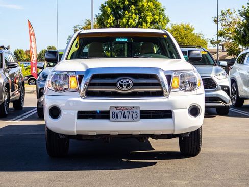 Used 2010 Toyota Tacoma 2WD Access Cab image 2