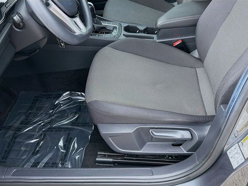 Certified 2021 Volkswagen Jetta S image 17