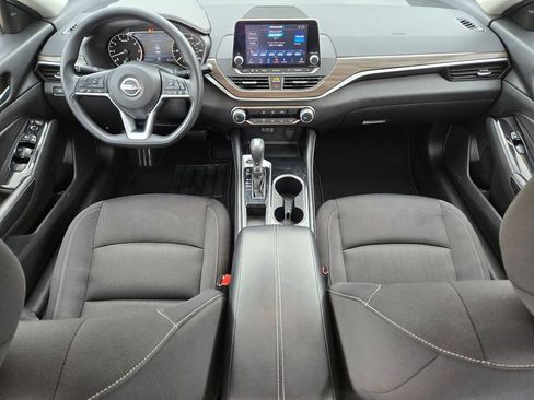 Used 2023 Nissan Altima 2.5 SV image 15