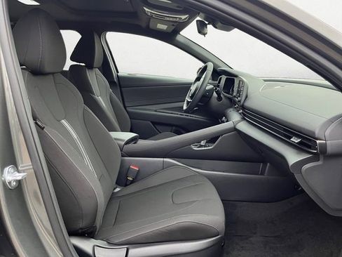 New 2026 Hyundai Elantra SEL Sport Premium FWD image 15
