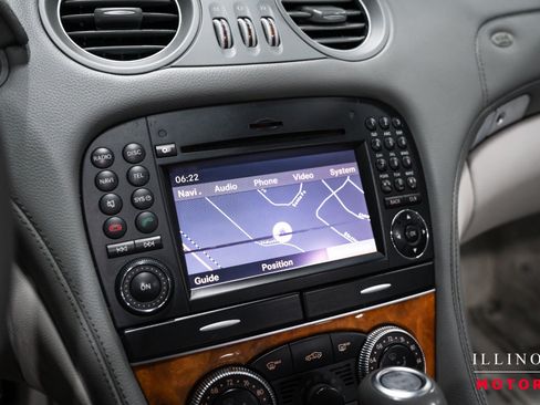 Used 2009 Mercedes-Benz SL 550 image 22