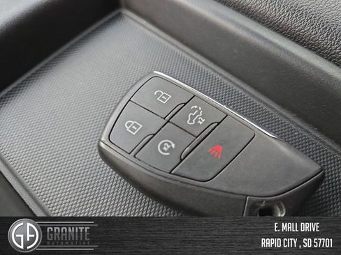 Used 2024 GMC Sierra 1500 SLT AWD/4WD image 29