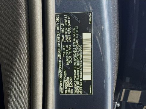 New 2026 Volvo XC90 B6 Plus w/ Protection Package Premier image 34