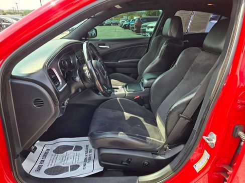 Used 2019 Dodge Charger R/T w/ Plus Group RWD image 16